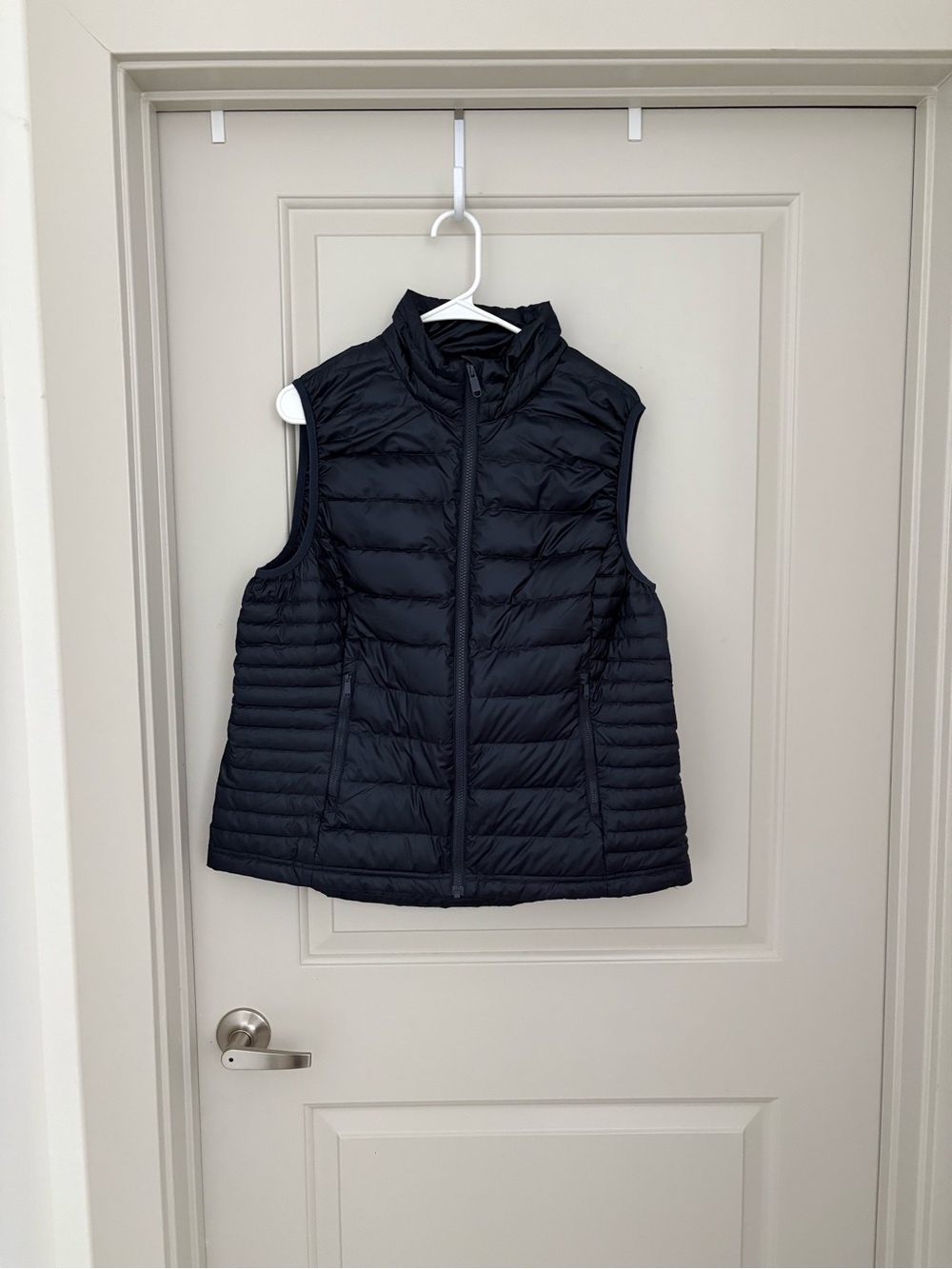 Lightweight Quilted Puffer Vest - Blue Quince NWT Size L